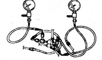 Момент затяжки переходника и накидной гайки: 12,8-21,5 Н·м (1,3-2,2 кгс·м)