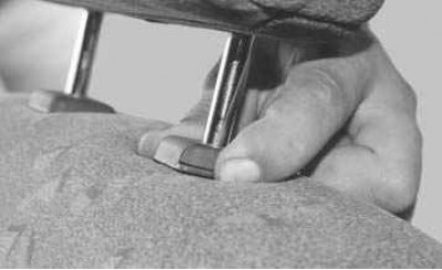 Внимание! Для того чтобы уменьшить риск получения травм при столкновении или неожиданном торможении…