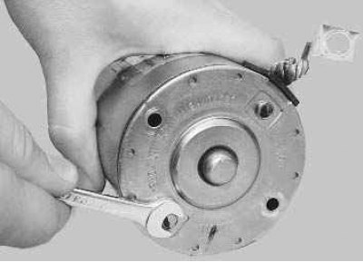 9. ...и упорную шайбу.