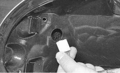 Киа спектра как снять задний фонарь Rear light replacement (Kia Spectra 2000-2009: Electrical equipment: Headlights 