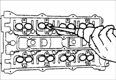 13. Проверьте, нет ли свободного перемещения гидравлических компенсаторов.