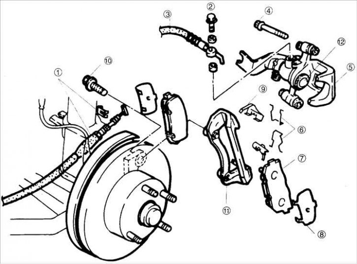 1 – трос стояночного тормоза и зажим крепления троса; 2 – соединительный болт; 3 – тормозная…