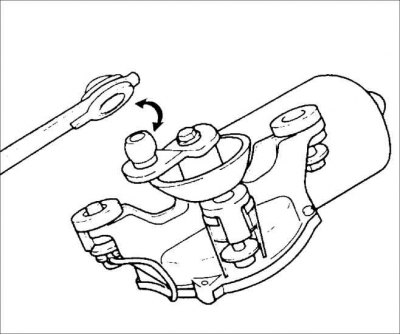 3. Выверните четыре болта крепления двигателя стеклоочистителя.