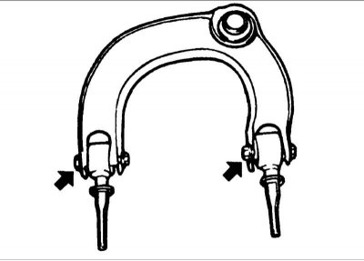 4. Выверните две гайки крепления верхнего рычага передней подвески.