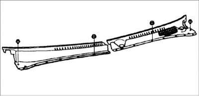 2. Снимите рычаги и щетки стеклоочистителя.