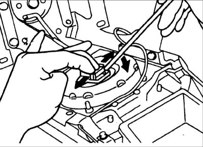 2. Снимите крышку рулевого колеса и выверите болты крепления подушки безопасности водителя.