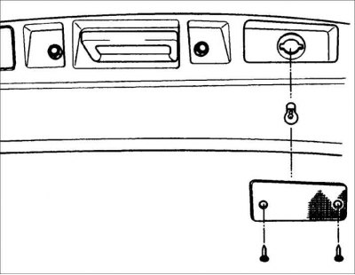 3. Вставьте новую лампу в патрон.
