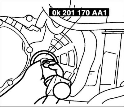 11. Используя оправку OK201 170 AA1 установите новое уплотнительное кольцо в гнездо картера коробки…