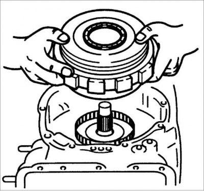24. Вывярніце дзесяць нітаў і зніміце алейную помпу.