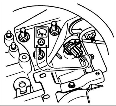 4. Отсоедините разъем датчика частоты вращения входного вала/ турбинного колеса.