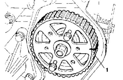 2. С целью предотвращения риска ввода клапанов в контакт с поршнями при снятии зубчатых колес…