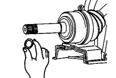 12. Смажьте уплотнительные кромки сальника (2) и игольчатый подшипник (1).