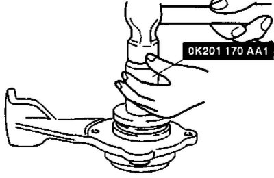 10. Приготовьте сменные уплотнительные компоненты (сальник и уплотнительное кольцо).