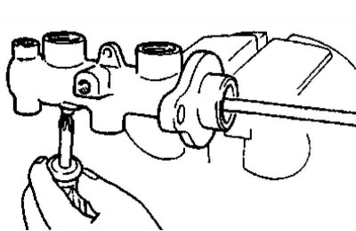 3. Аккуратно поддев тупой отверткой, извлеките из приемных гнезд в корпусе ГТЦ резиновые посадочные…